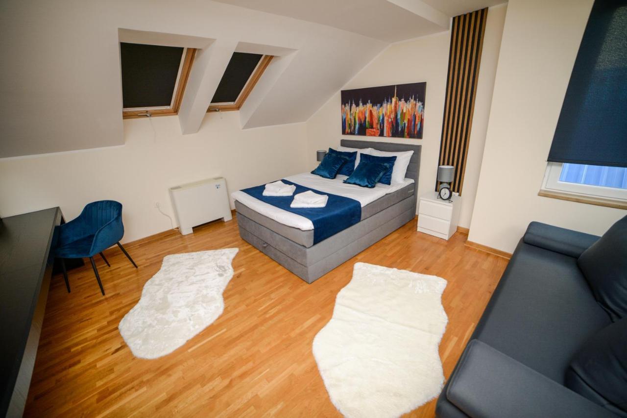 Bačka Palanka Mini Hotel Riverlux Apartments מראה חיצוני תמונה