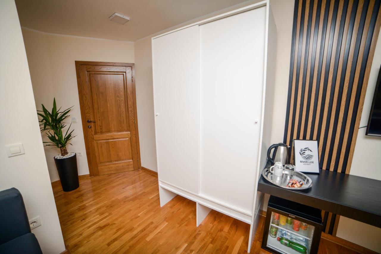 Bačka Palanka Mini Hotel Riverlux Apartments מראה חיצוני תמונה