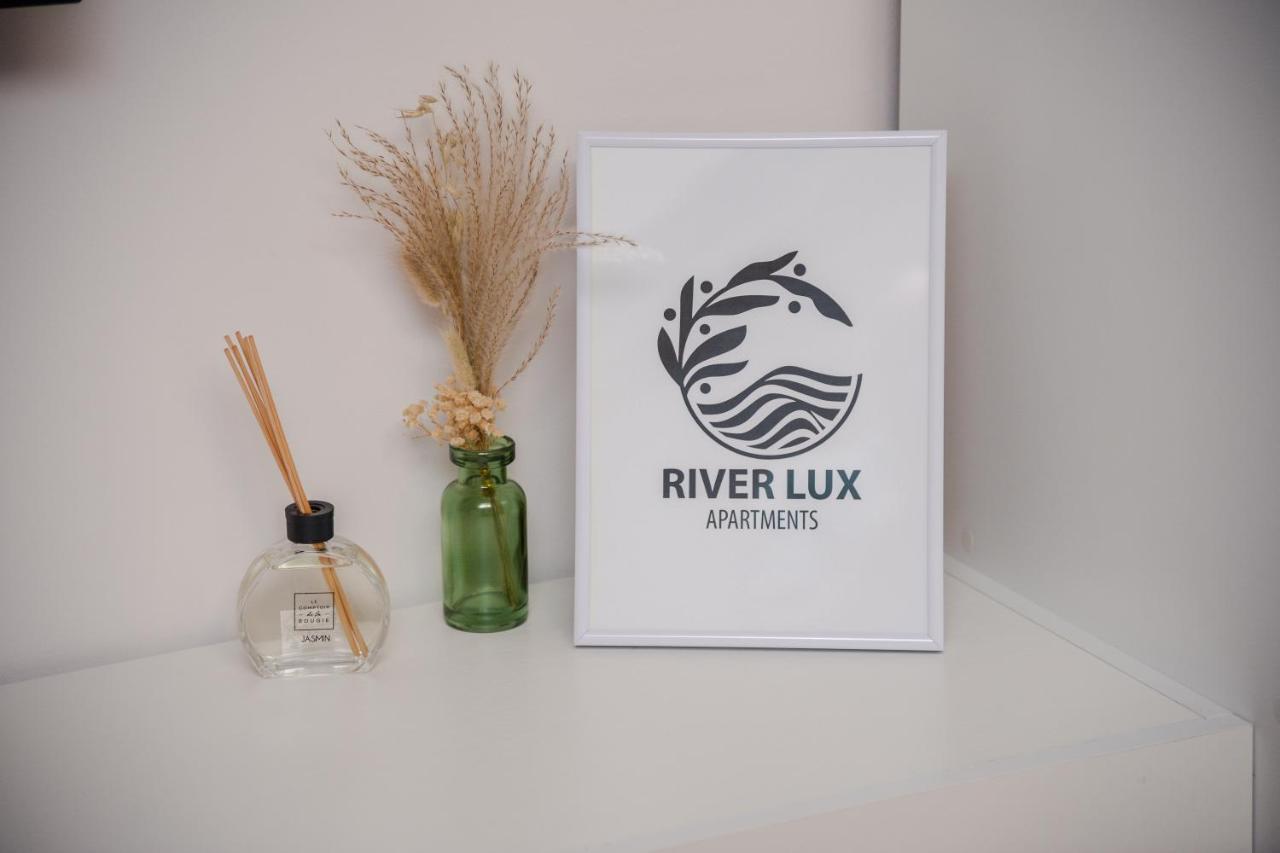 Bačka Palanka Mini Hotel Riverlux Apartments מראה חיצוני תמונה