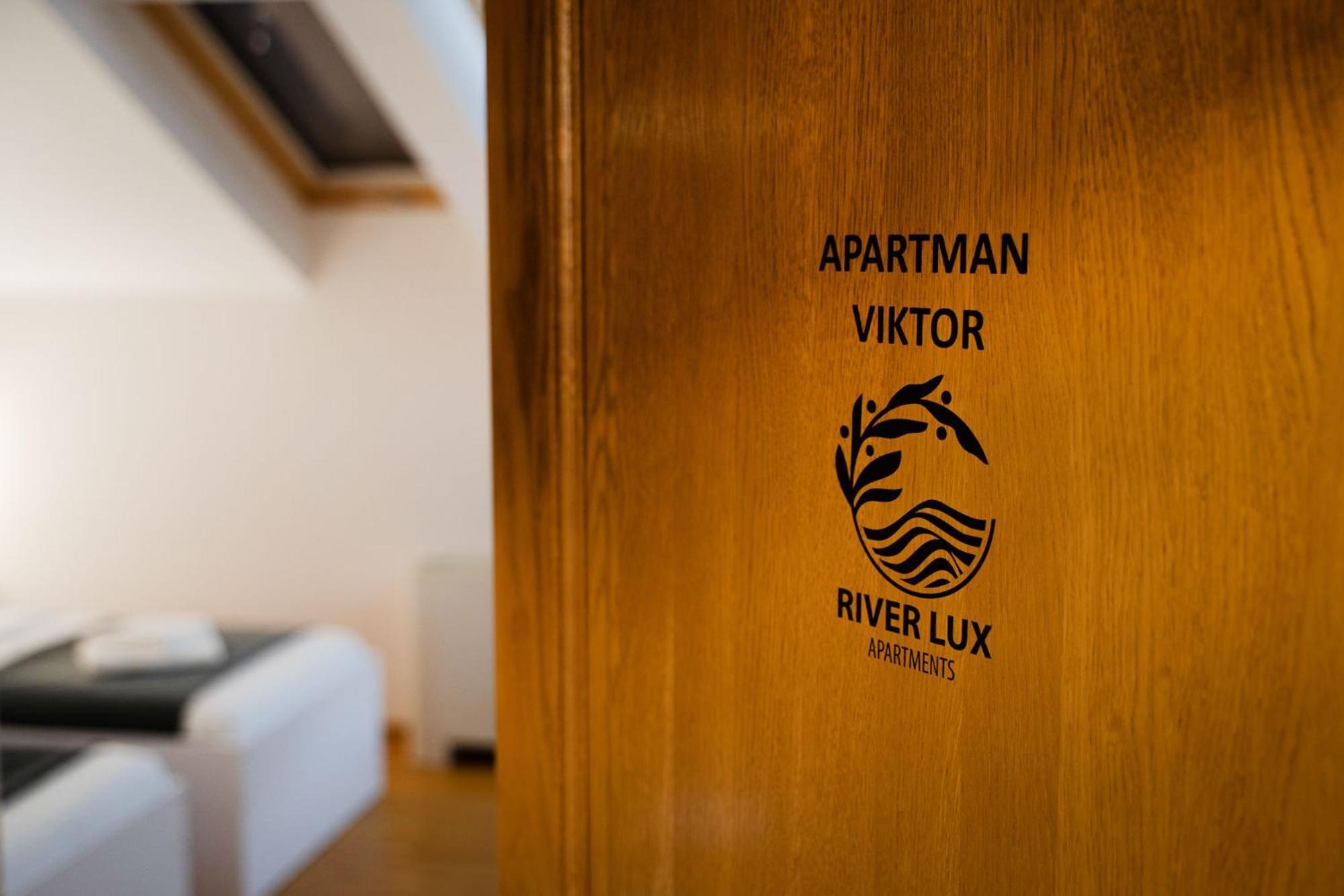 Bačka Palanka Mini Hotel Riverlux Apartments מראה חיצוני תמונה