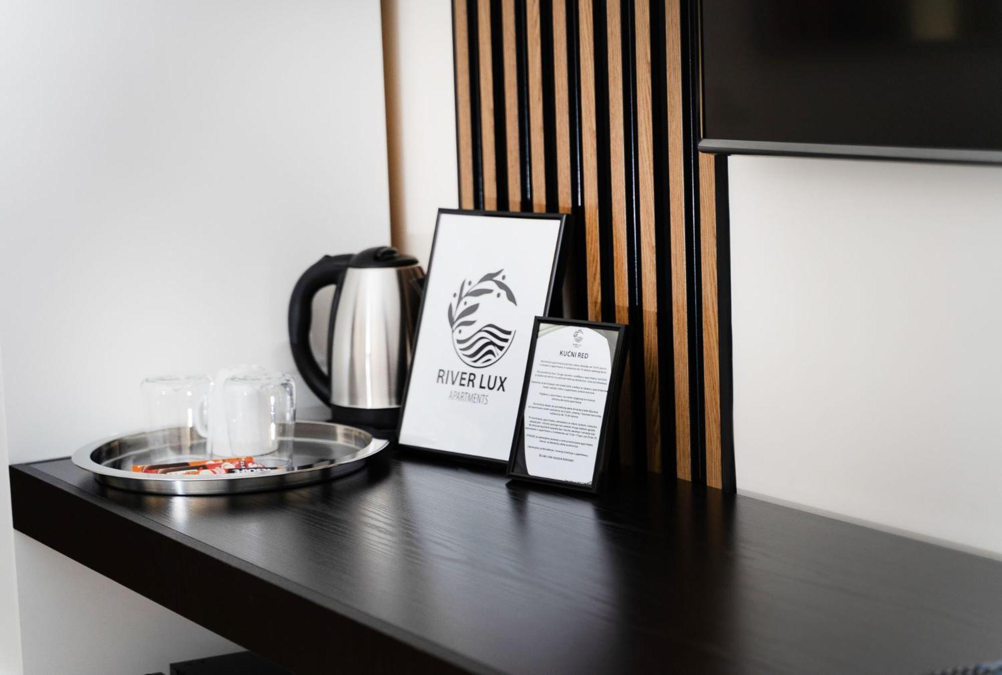 Bačka Palanka Mini Hotel Riverlux Apartments מראה חיצוני תמונה