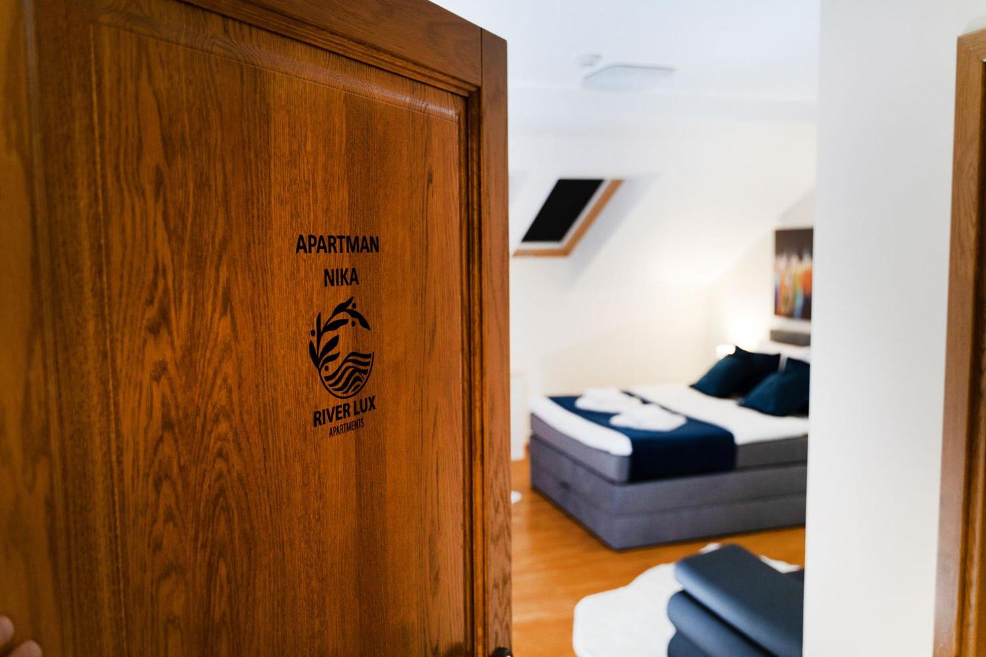 Bačka Palanka Mini Hotel Riverlux Apartments מראה חיצוני תמונה