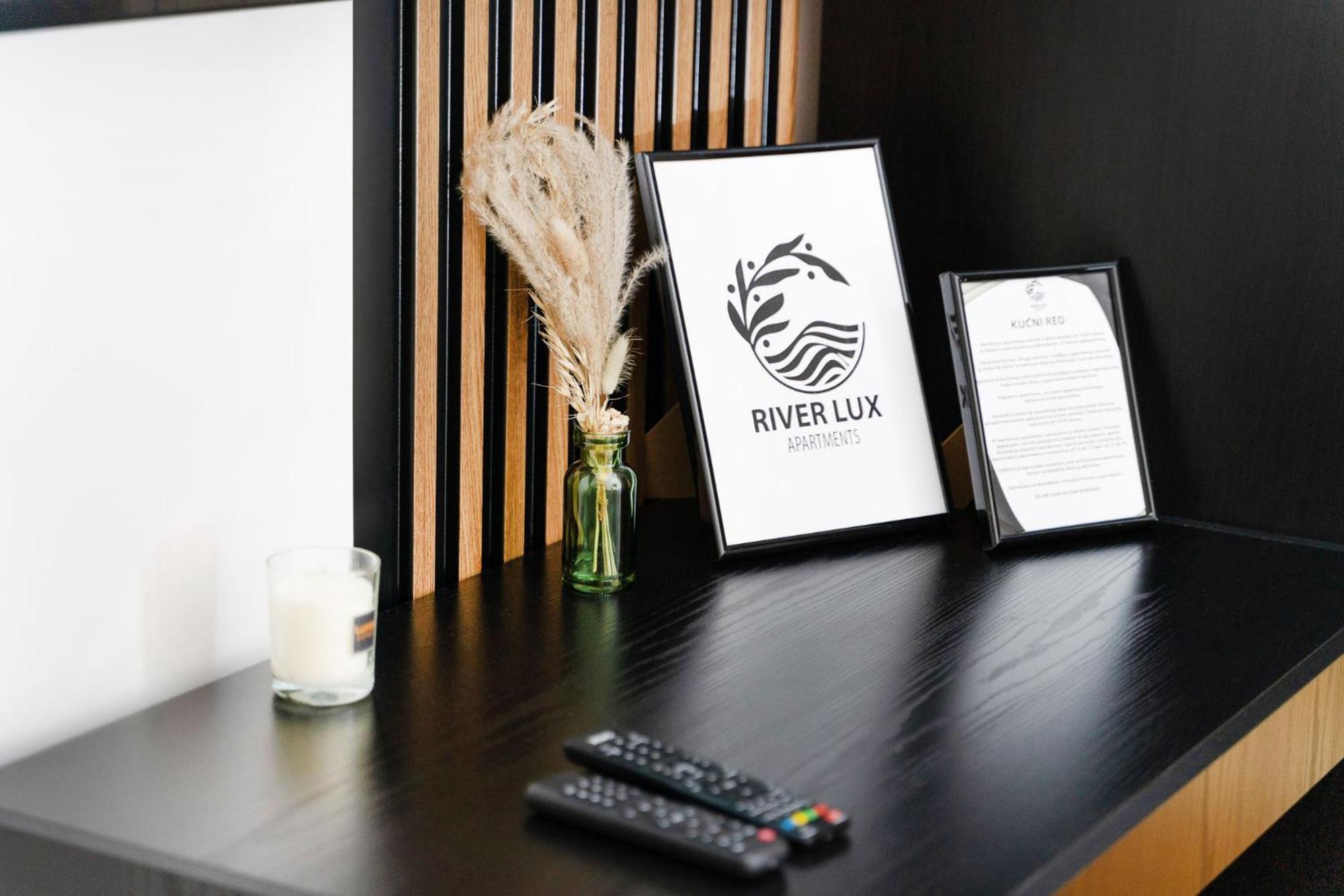 Bačka Palanka Mini Hotel Riverlux Apartments מראה חיצוני תמונה