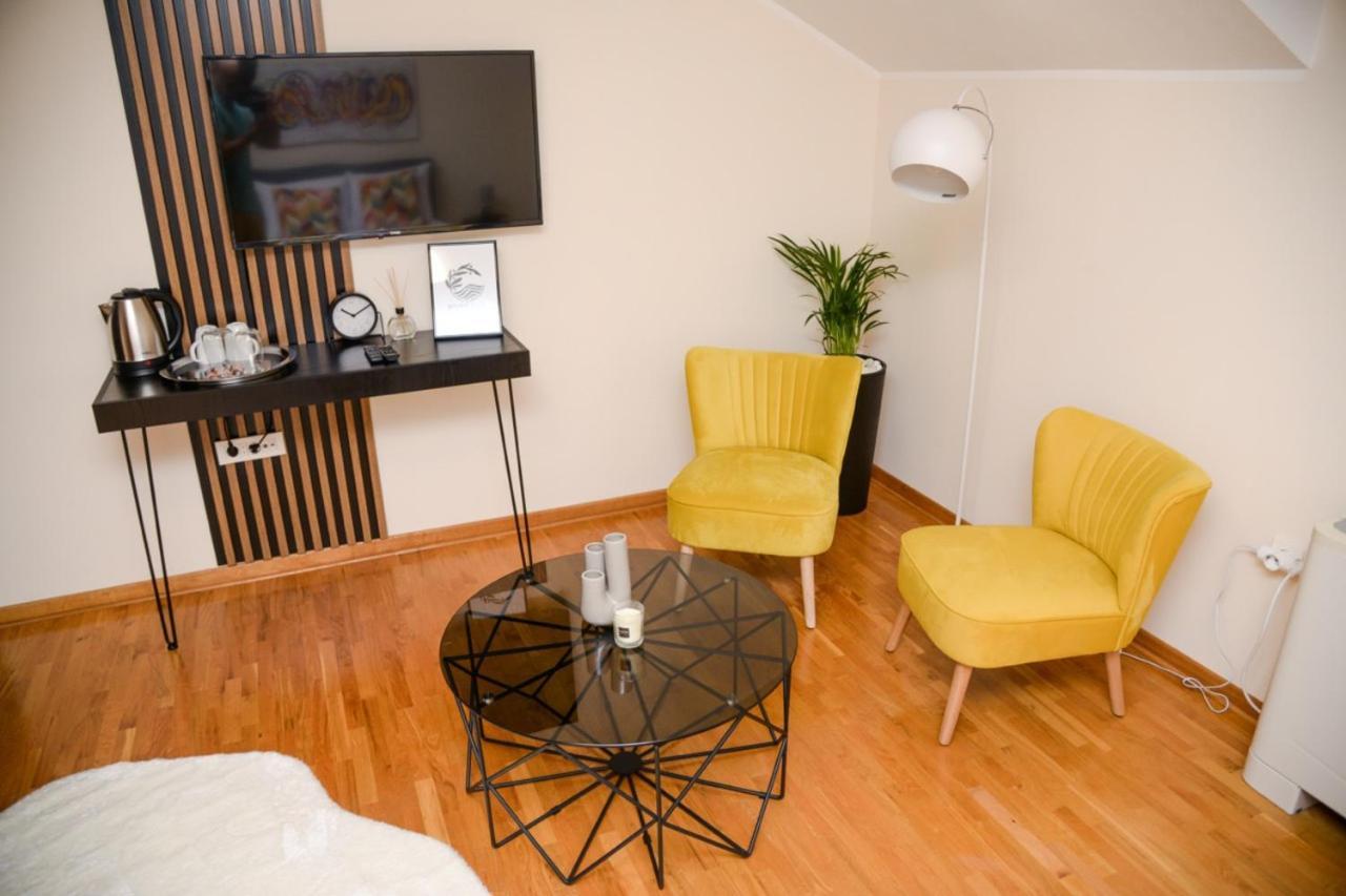 Bačka Palanka Mini Hotel Riverlux Apartments מראה חיצוני תמונה